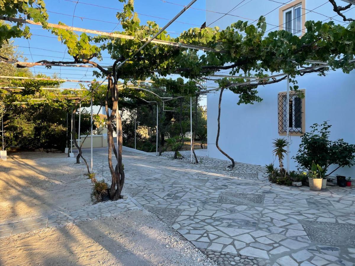 Andreas Studios Свороната Экстерьер фото
